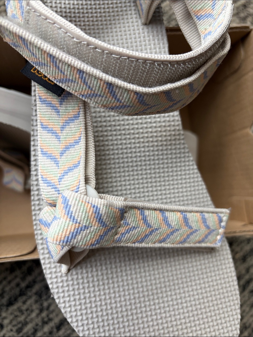 NEW Teva Midform Universal Sandal; retro pastel NIB - Picture 4 of 5